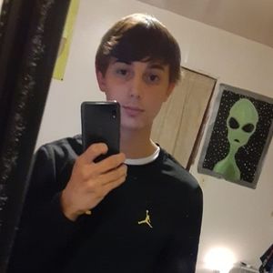 Meet your Posher, Logan